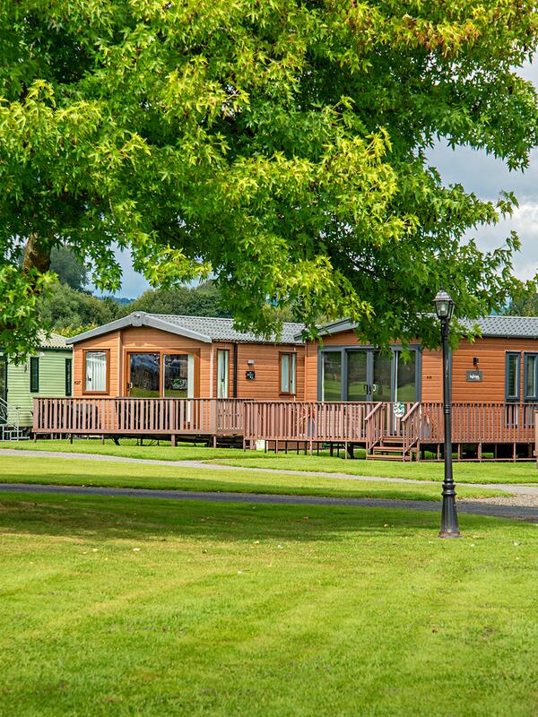 5 star caravan site with fishing Herefordshire photo