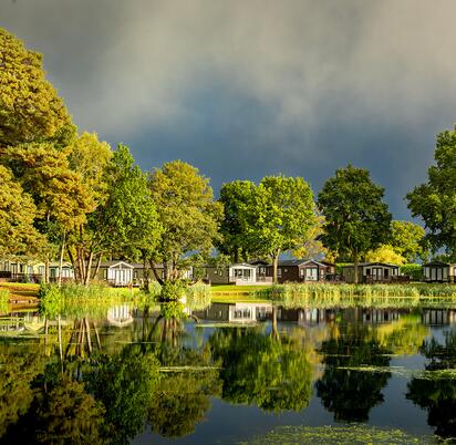 lake edge holiday homes at Pearl Lake