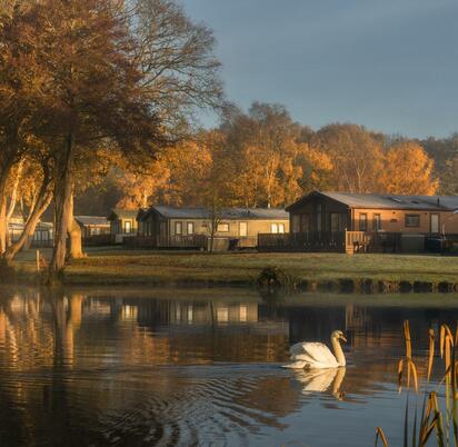 Winter colours at Pearl Lake