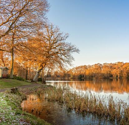 Winter at Pearl Lake Country Holiday Park, Herefordshire.