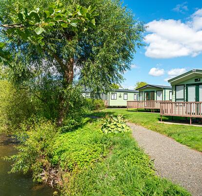 Riverside holiday lodges on 5 star holiday park in Herefordshire