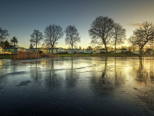 Winter sunset at Pearl Lake