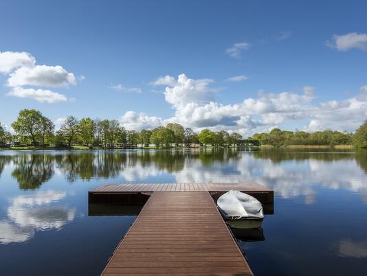 Lake view at Pearl Lake 5 star caravan park