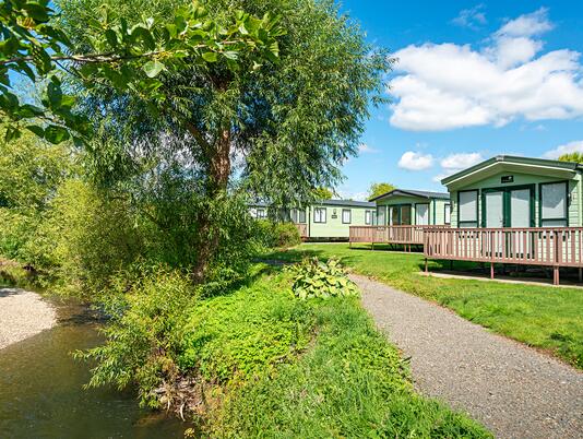 Riverside holiday lodges on 5 star holiday park in Herefordshire