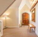 self catering holiday cottage Heart of England - hall photo